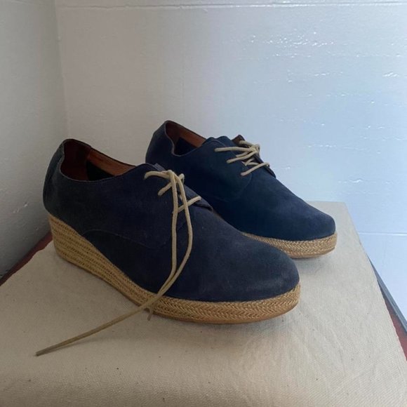 sessun Shoes - Picture 1 of 4